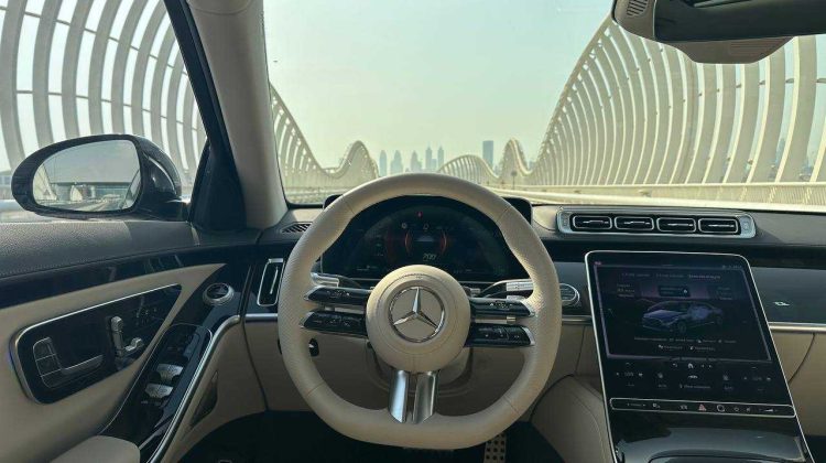 Rent Mercedes S 500 in Dubai