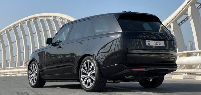 Rent Range Rover Vogue HSE 2019 in Dubai