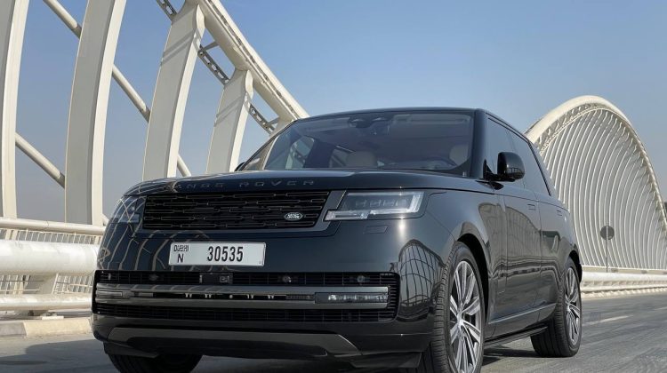 Range Rover HSE - Sky Luxse Dubai Rentals