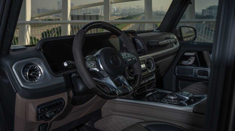 Mercedes G6306 Interior