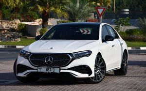 Location sans caution Mercedes Classe E 2024 à Dubaï