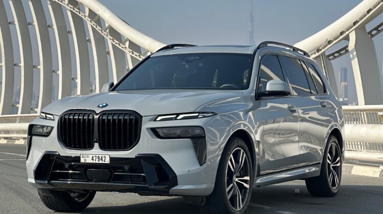 Rent BMW X7